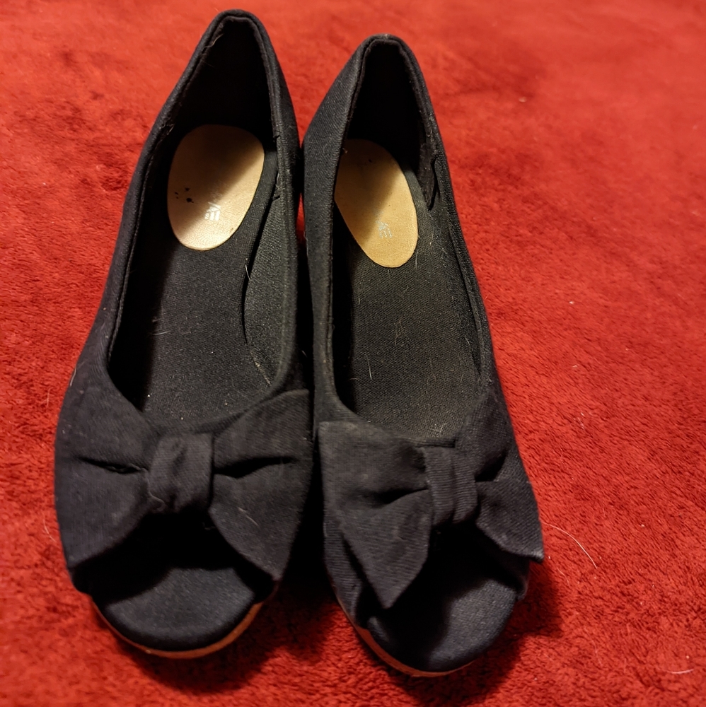 Girls wedge shoes